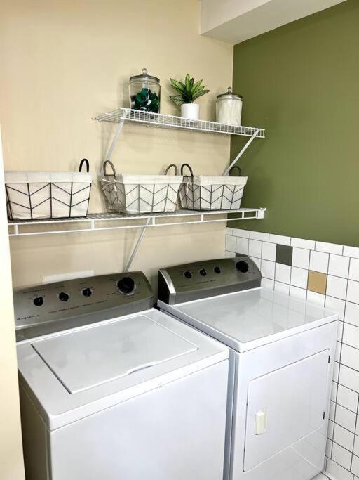 Midtown Flat Near Overton Park & Downtown Мемфис Екстериор снимка